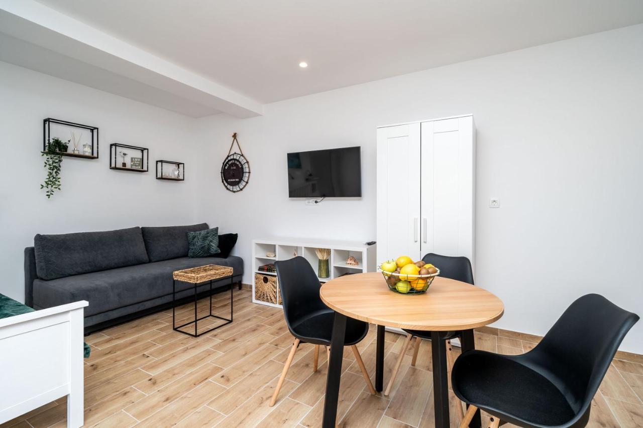 Apartament Marta *